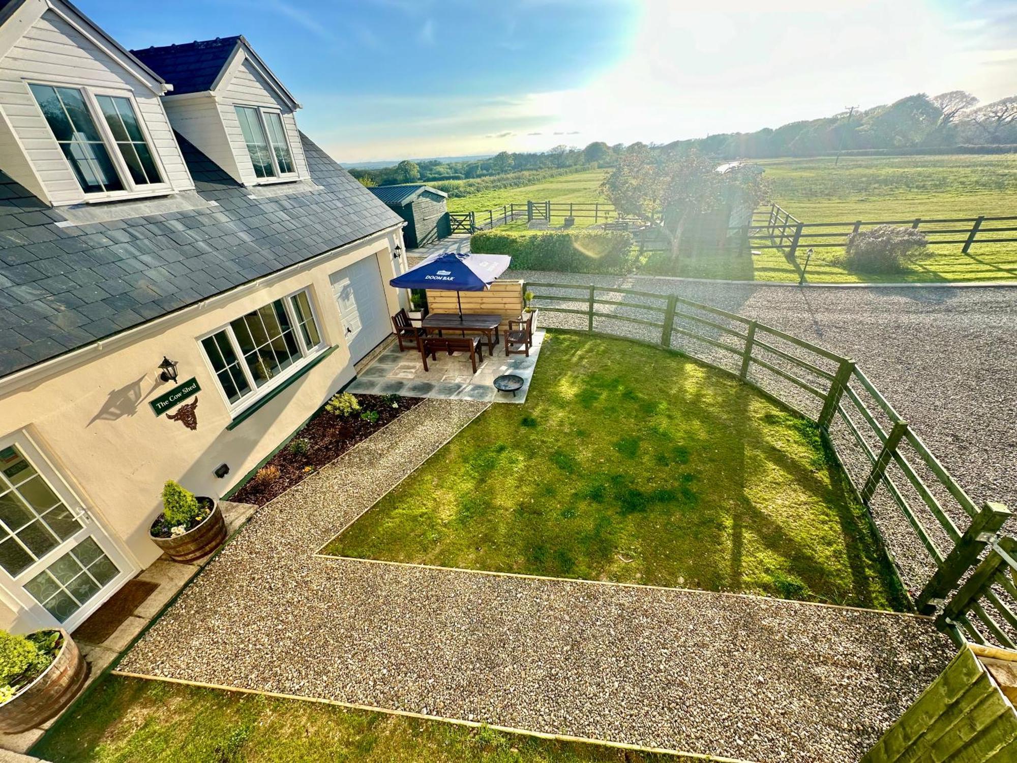 The Cow Shed Apartment Narberth Exterior photo